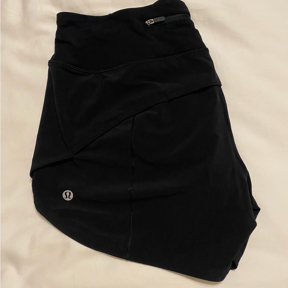 Lululemon Speed Up Mid Rise Short